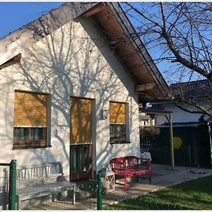 Ferienhaus Knusperhaus Mit Garten, Salzburg